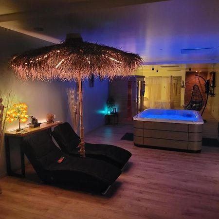 Le Relax Acomodação com café da manhã La Louvière Exterior foto