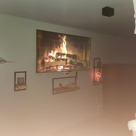 Le Relax Acomodação com café da manhã La Louvière Exterior foto