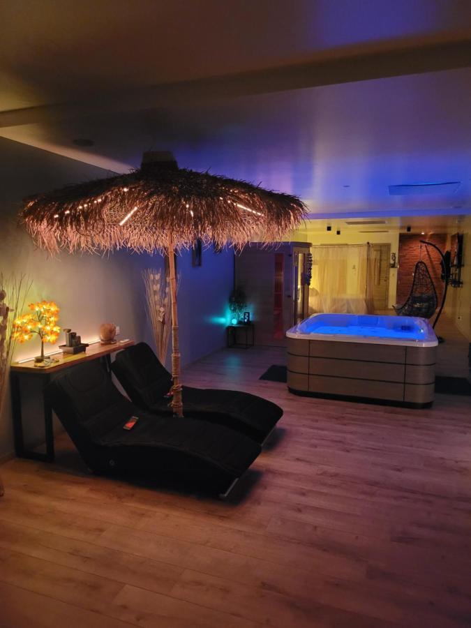 Le Relax Acomodação com café da manhã La Louvière Exterior foto